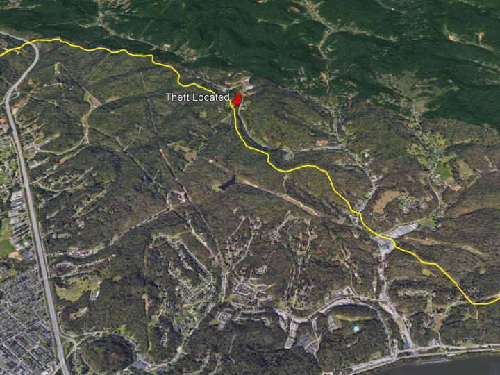 Showing a theft detection location marker at an Google Earth map