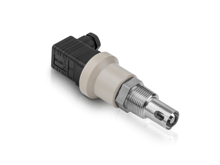 OPTISENS COND 3200  conductive conductivity sensor for pure and process water with high temperatures and pressures